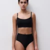 Top bralette Chantelle spallina stretta nero