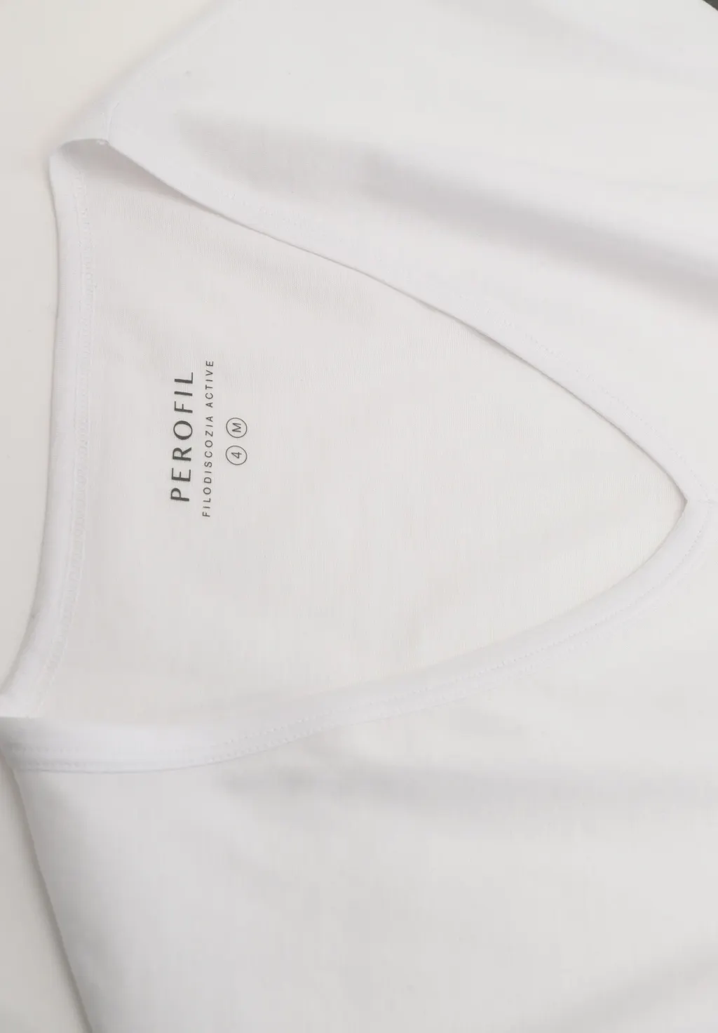 Maglietta uomo scollo V Filo di Scozia