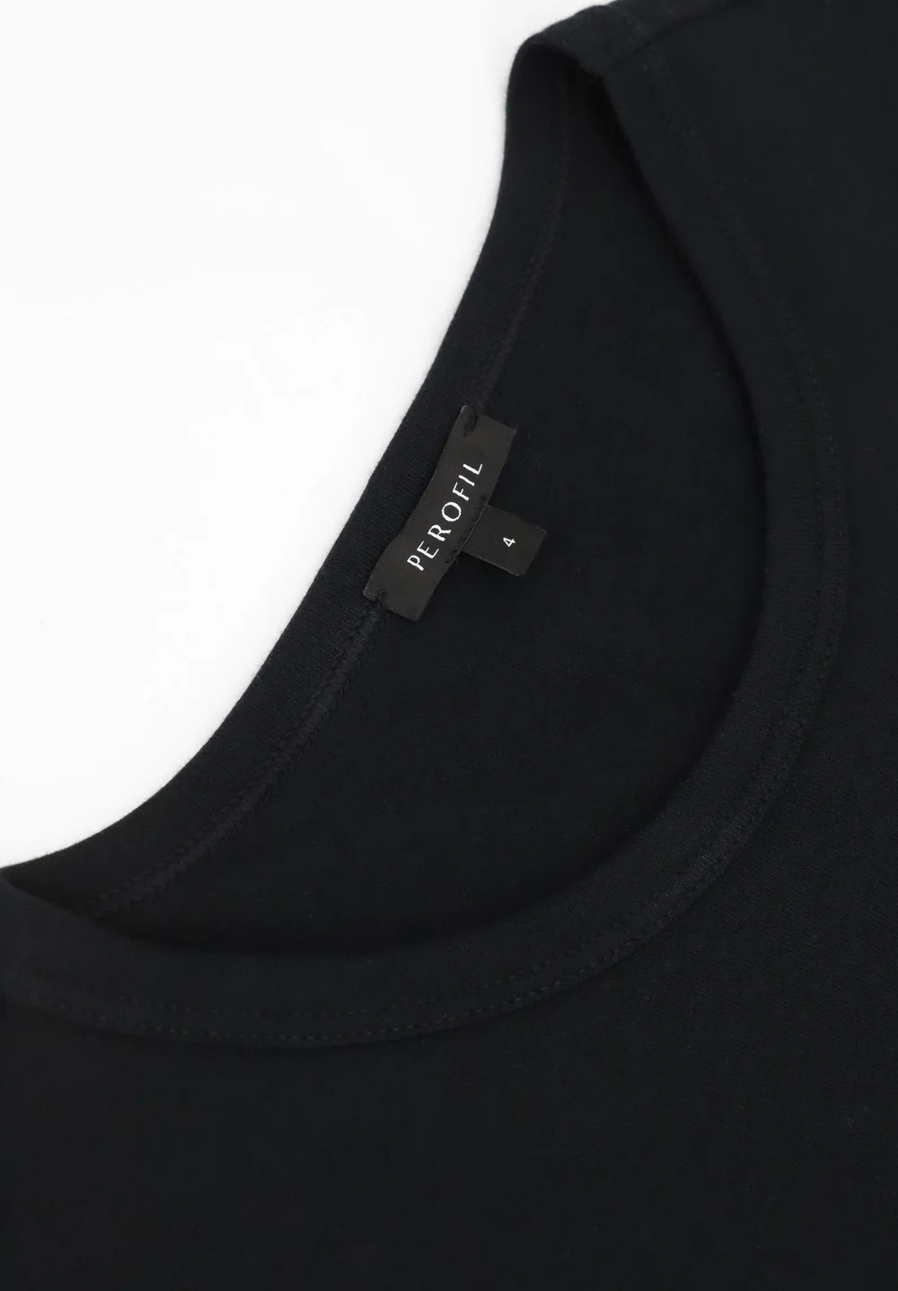 https://www.materassiburani.it/wp-content/uploads/2026/09/Maglia-uomo-caldo-cotone-Perofil-VPRT91156-nero_02.webp